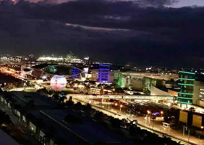 Apartment 1br Room-stunning Moa View Fireworks Manila