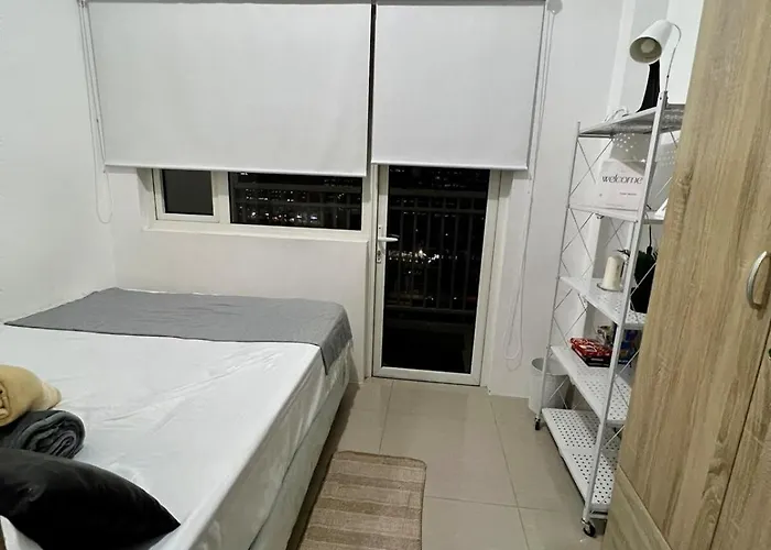 1br Room-stunning Moa View Fireworks Apartment